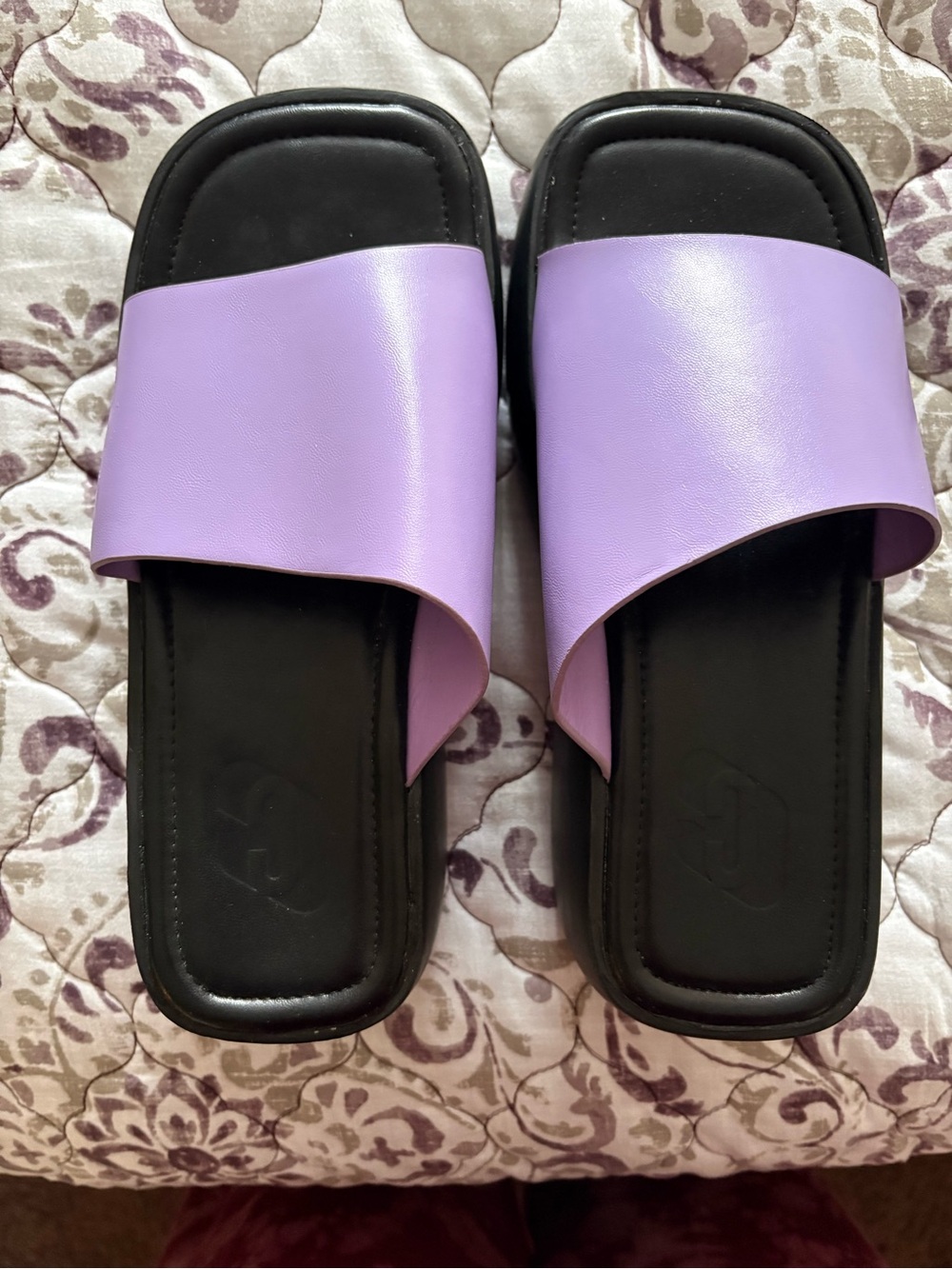 Lilac Slide Sandals for Women - Comfortable Black Footbed